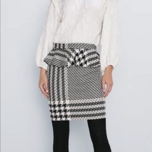Zara Plaid Peplum Zipper Skirt